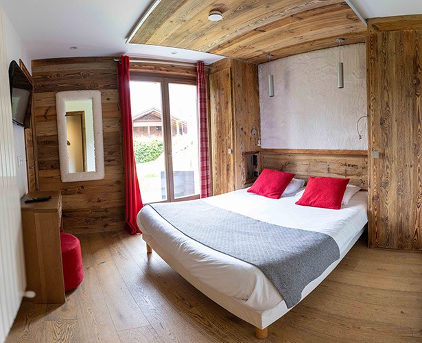 chambre lit double chalet adelphine 1