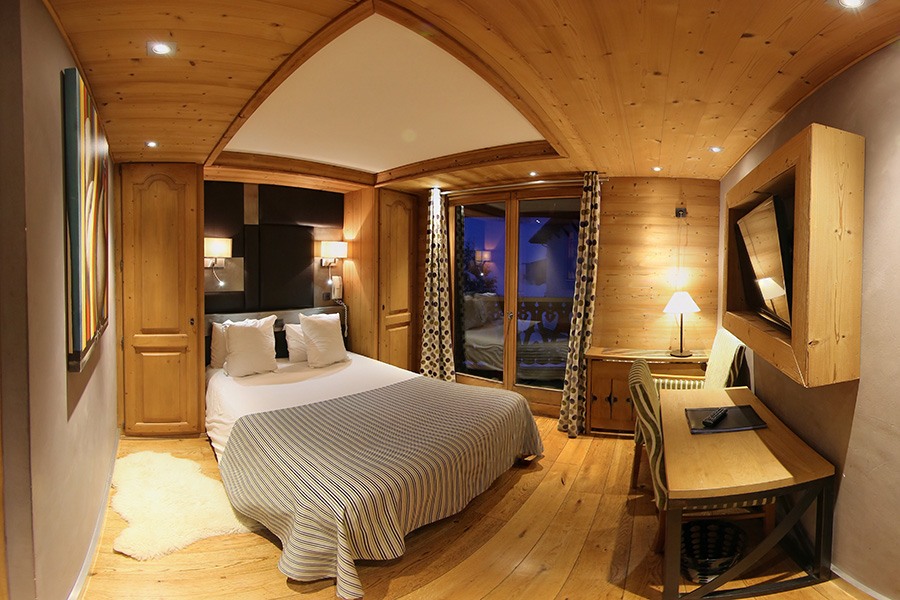 chambre 2 classique 2 personnes lit rayures vertes