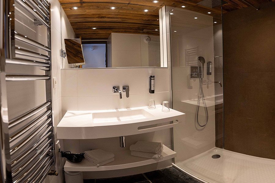 chambre 2 privilege 4 personnes salle de bain 2