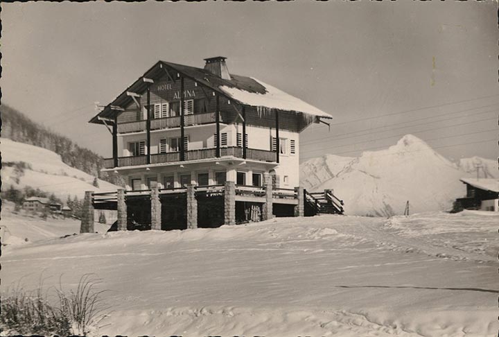 base construction hotel