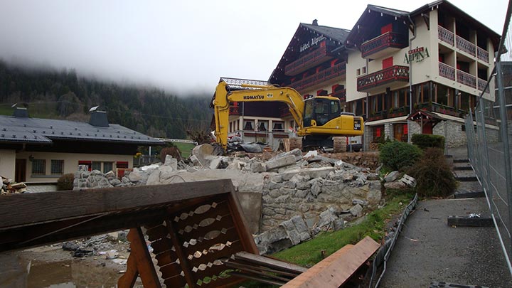 facade en contre-bas