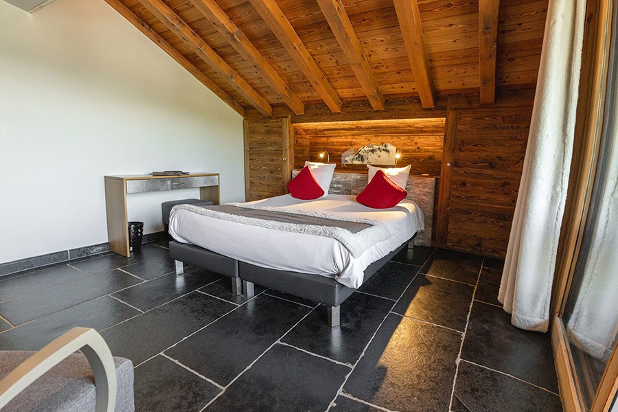 suite junior 5/6 personnes lit double