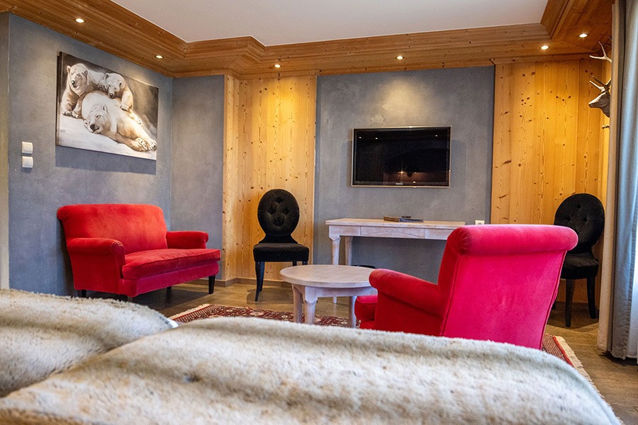 suite lodge 1 4 personnes TV